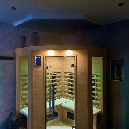 Gites Spa Strasbourg - Villa Cerf - Spa Prive, Sauna, Borne D'Arcade, Babyfoot Ittenheim Екстер'єр фото