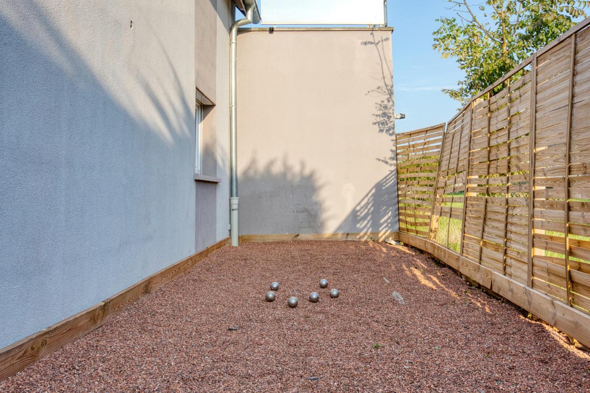 Gites Spa Strasbourg - Villa Cerf - Spa Prive, Sauna, Borne D'Arcade, Babyfoot Ittenheim Екстер'єр фото
