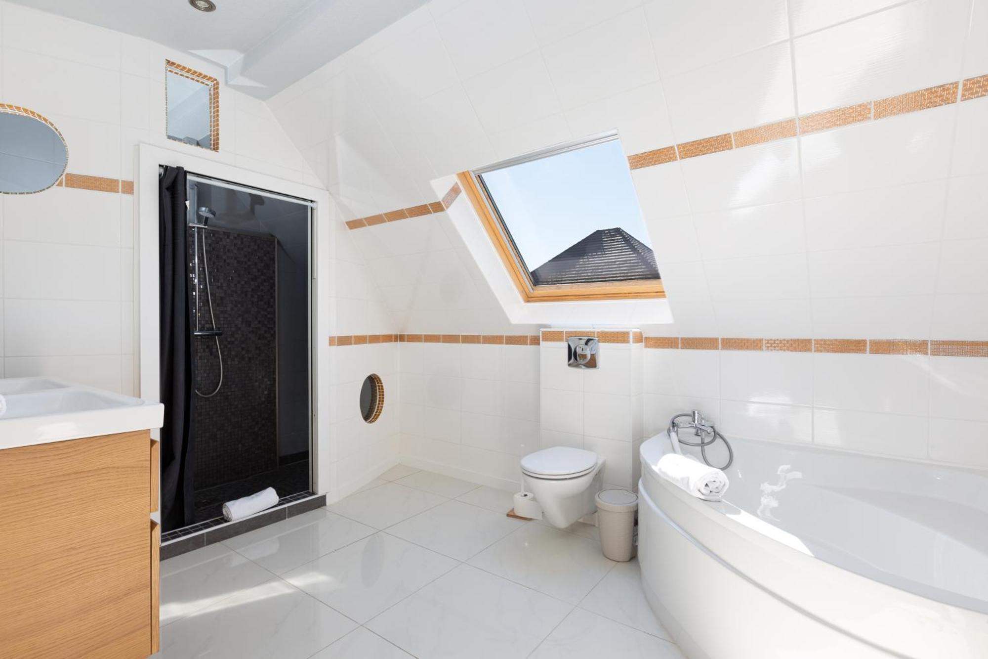 Gites Spa Strasbourg - Villa Cerf - Spa Prive, Sauna, Borne D'Arcade, Babyfoot Ittenheim Екстер'єр фото